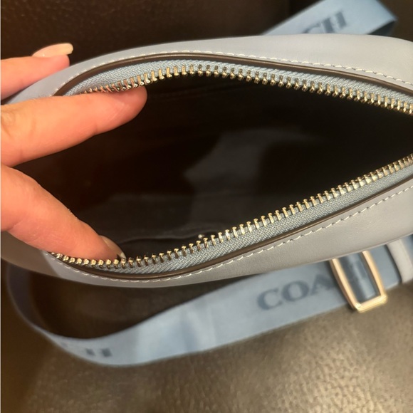 ❗️SALE❗️ Coach Mini Jamie Camera Bag - Picture 4 of 8